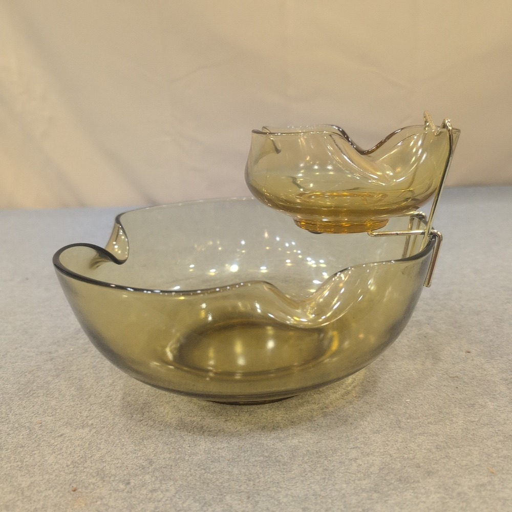 Vintage MCM Smoked Olive Green Glass Ruffled Chip and Dip Set with Metal Bracket - Picture 1 of 8